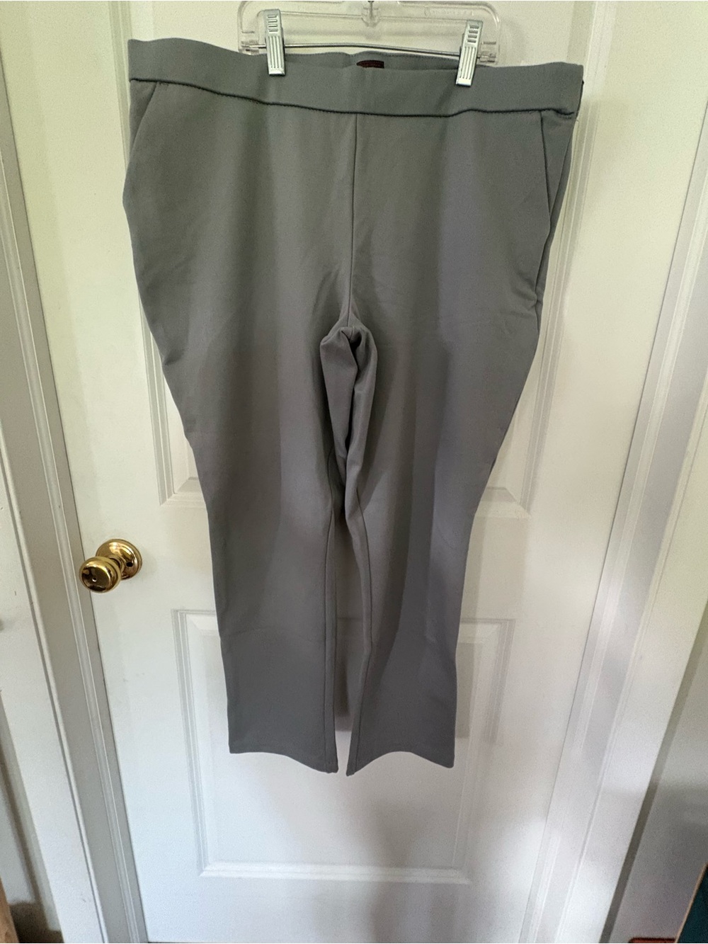 Lee women’s Dress Pants in Light Gray